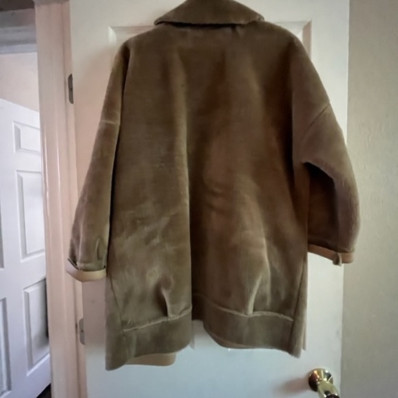 Free People over sized faux fur and vegan leather lined coat. - Picture 3 of 3